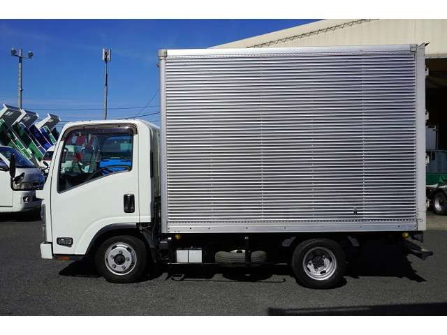 Isuzu ELF TRUCK 2015-08 17478-2