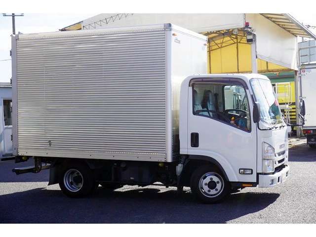 Isuzu ELF TRUCK 2015-08 17478-5