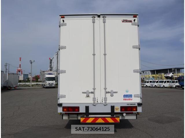 Isuzu GIGA 2014-12 341176-5