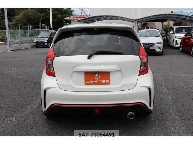 Nissan NOTE 2015-01 302459-8