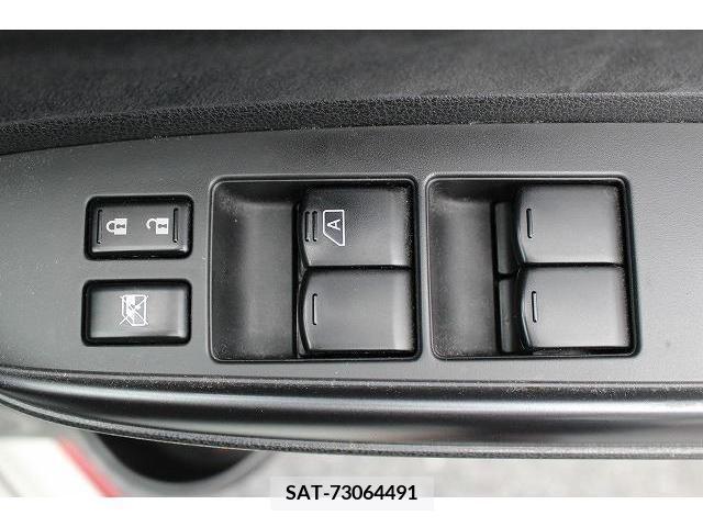 Nissan NOTE 2015-01 302459-5
