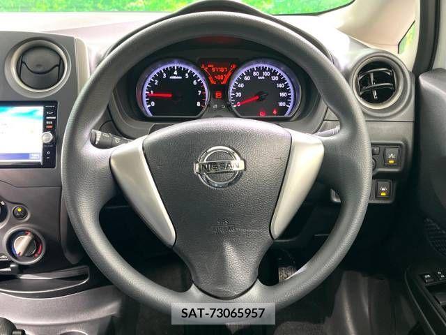 Nissan NOTE 2015-10 280087-11