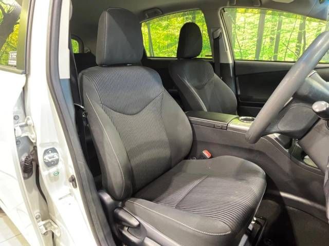 Toyota PRIUS ALPHA 2015-02 16793-6