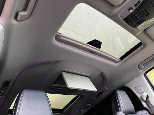 Toyota ALPHARD 2022-02 193173-4