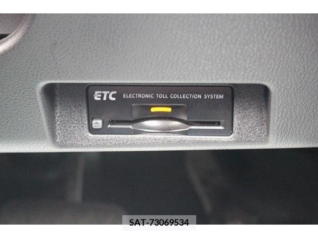 Nissan LEAF 2018-08 324792-4