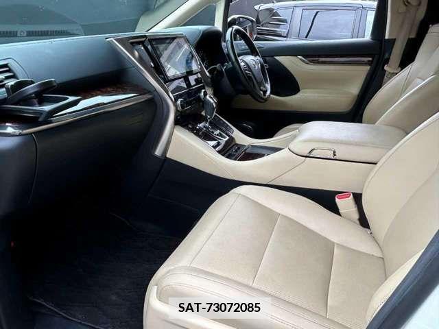 Toyota VELLFIRE 2018-11 346537-11