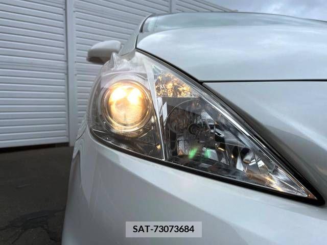 Toyota PRIUS ALPHA 2014-06 329267-16
