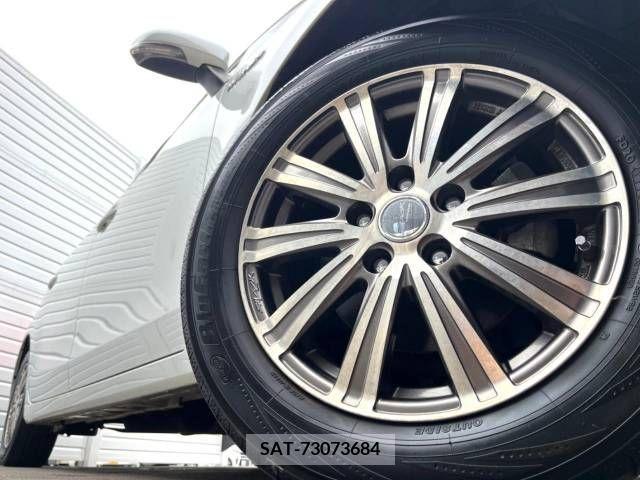 Toyota PRIUS ALPHA 2014-06 329267-17