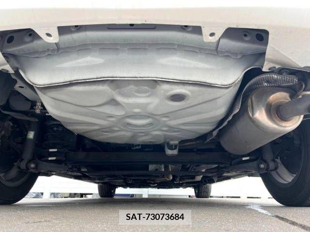 Toyota PRIUS ALPHA 2014-06 329267-19