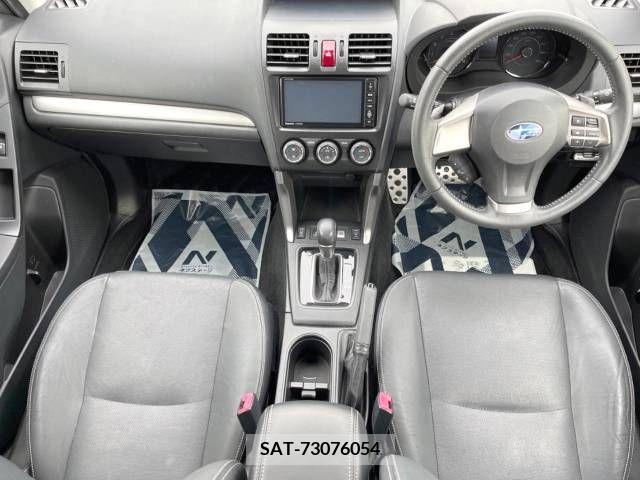 Subaru FORESTER 2014-10 382465-1