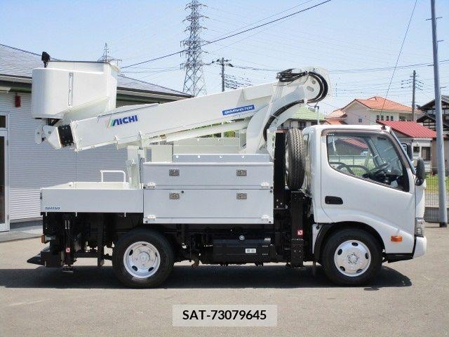 Hino DUTRO 2017-05 267741-2