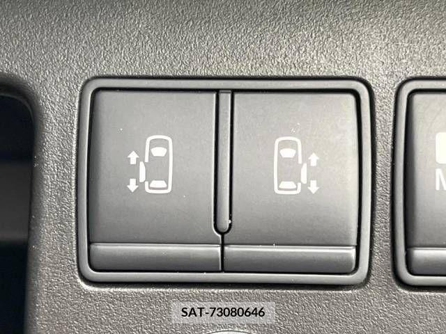 Nissan SERENA 2012-03 381181-4