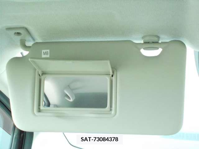 Nissan NOTE 2017-09 305396-15