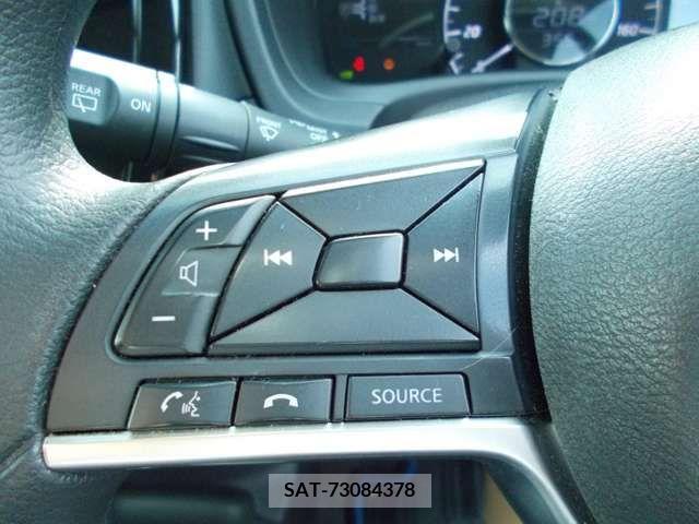 Nissan NOTE 2017-09 305396-8