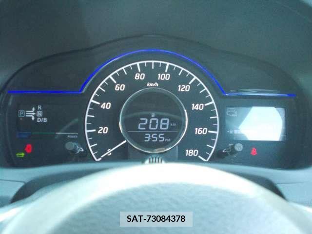 Nissan NOTE 2017-09 305396-10