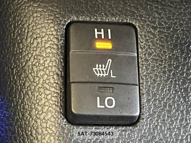 Toyota PRIUS 2018-06 282131-6
