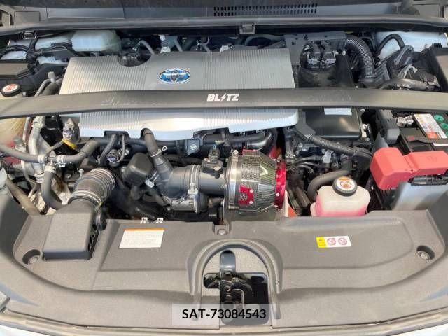 Toyota PRIUS 2018-06 282131-18