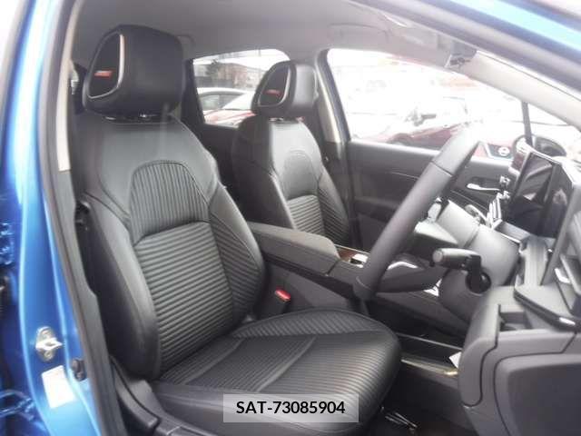Nissan AURA 2023-12 261836-11