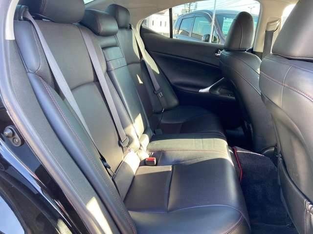 Lexus IS 2009-05 189800-16