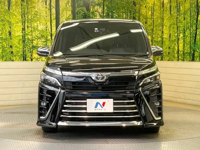 Toyota VOXY 2021-07 184770-14
