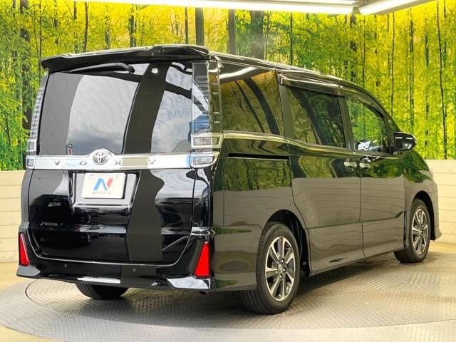 Toyota VOXY 2021-07 184770-17
