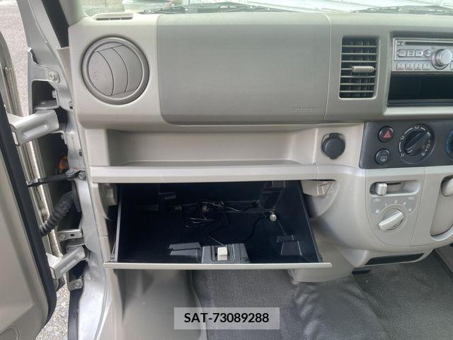 Suzuki EVERY 2010-05 396511-20