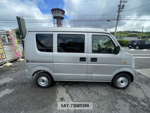 Suzuki EVERY 2010-05 396511-7