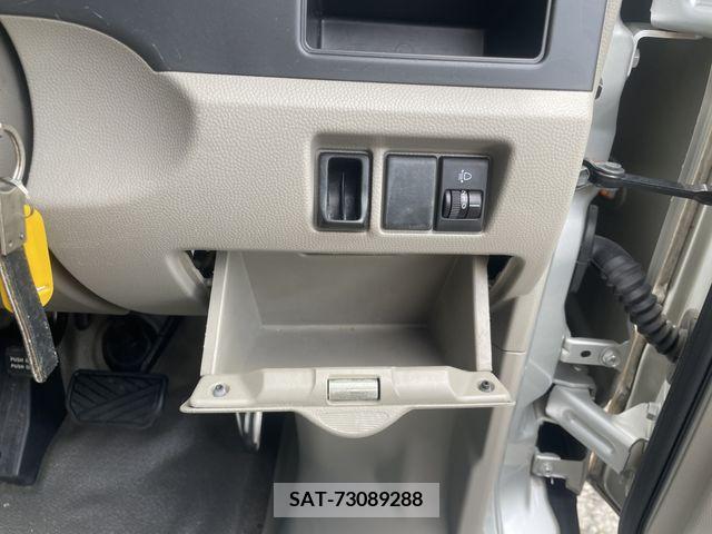 Suzuki EVERY 2010-05 396511-12
