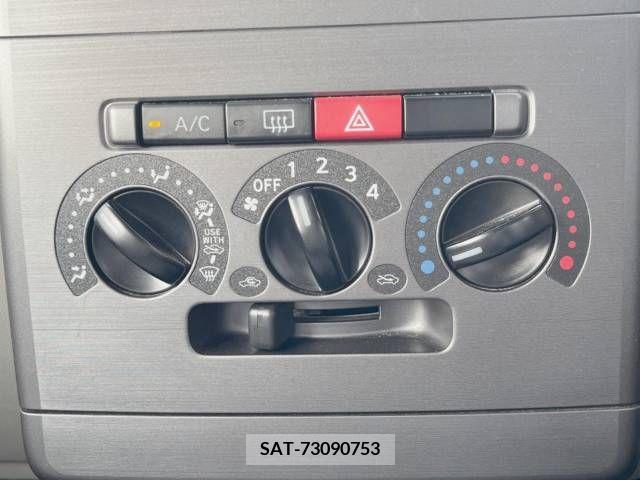 Daihatsu MOVE CONTE 2016-02 385717-6