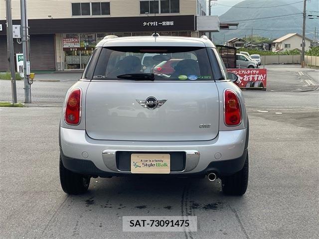 Bmw MINI 2011-06 374857-5