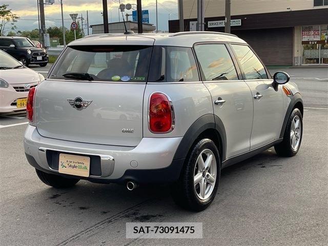 Bmw MINI 2011-06 374857-4