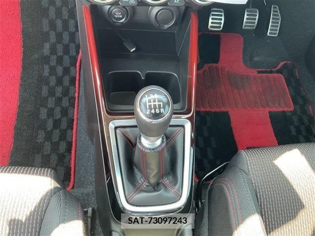 Suzuki SWIFT 2022-01 286679-9