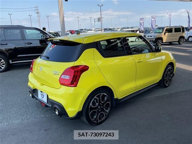 Suzuki SWIFT 2022-01 286679-6