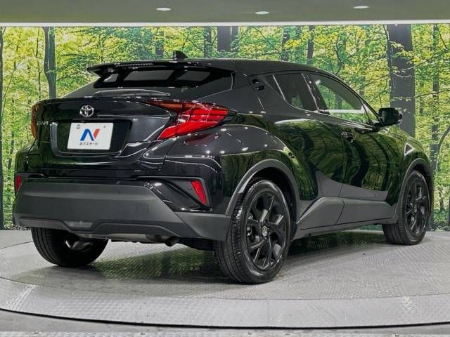 Toyota C-HR 2023-06 27640-17