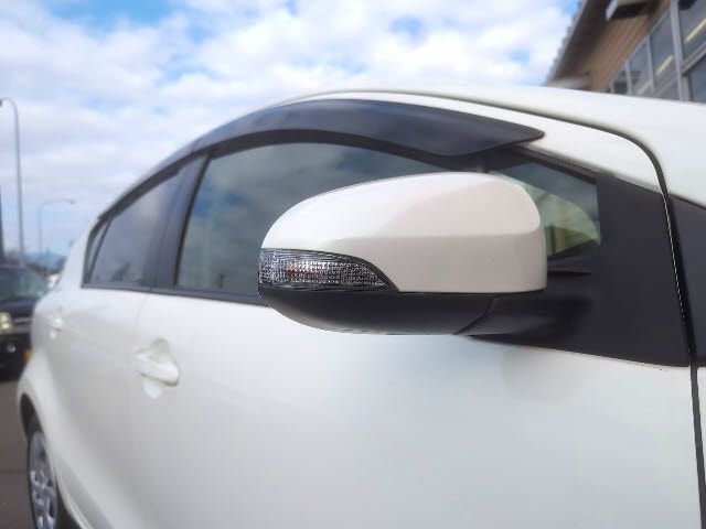Toyota AQUA 2016-07 28607-25
