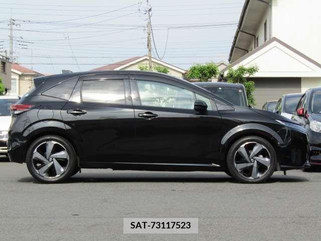 Nissan AURA 2021-08 262339-3
