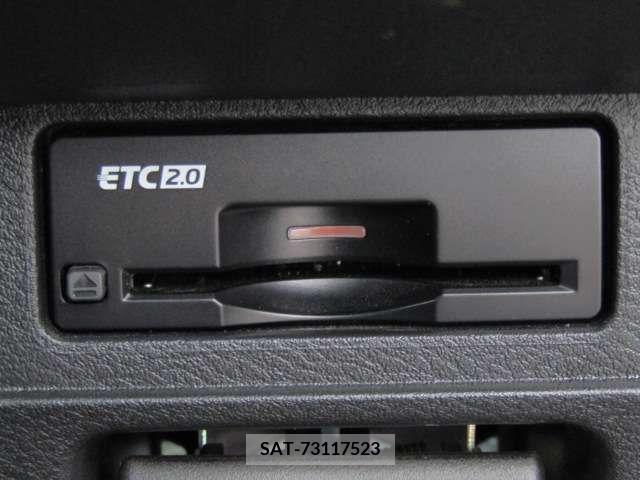 Nissan AURA 2021-08 262339-12