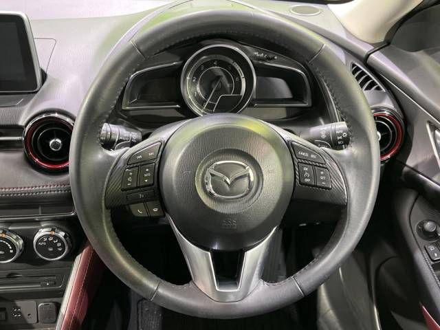 Mazda CX-3 2015-04 13676-11