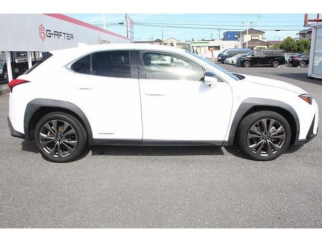 Lexus UX 2019-02 23208-10