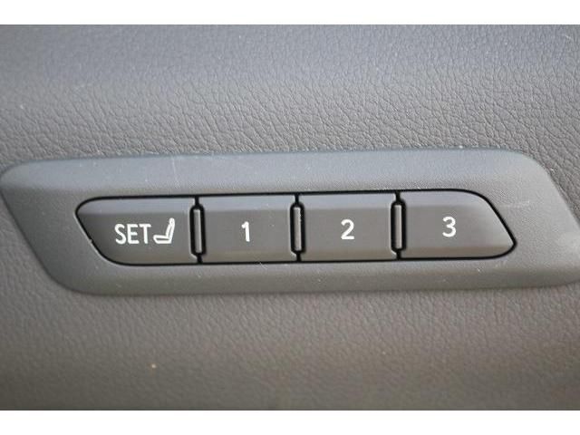 Lexus UX 2019-02 23208-5