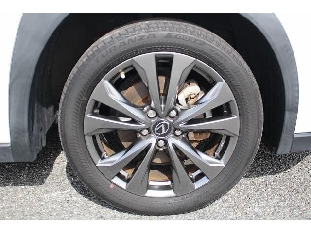 Lexus UX 2019-02 23208-11