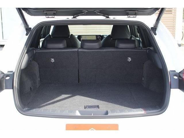 Lexus UX 2019-02 23208-17