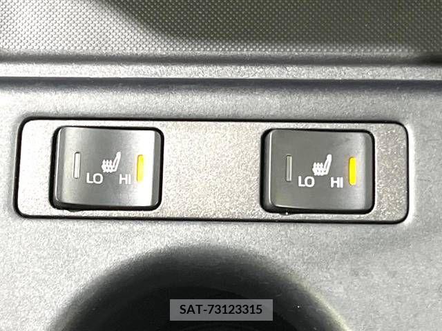 Toyota PRIUS 2021-10 366443-6