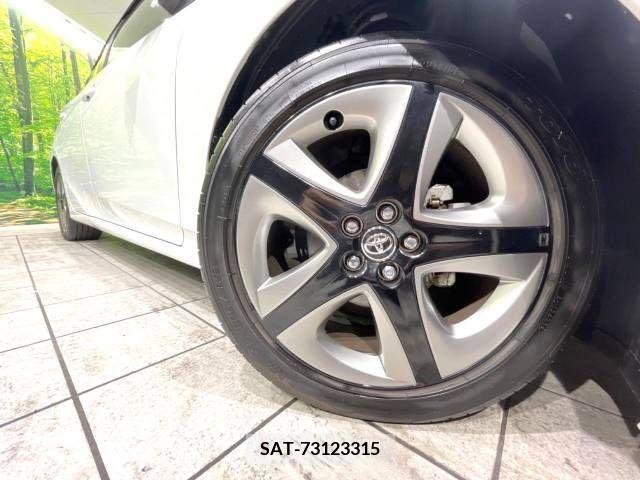 Toyota PRIUS 2021-10 366443-13