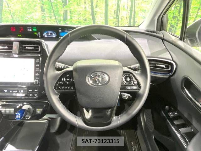 Toyota PRIUS 2021-10 366443-11