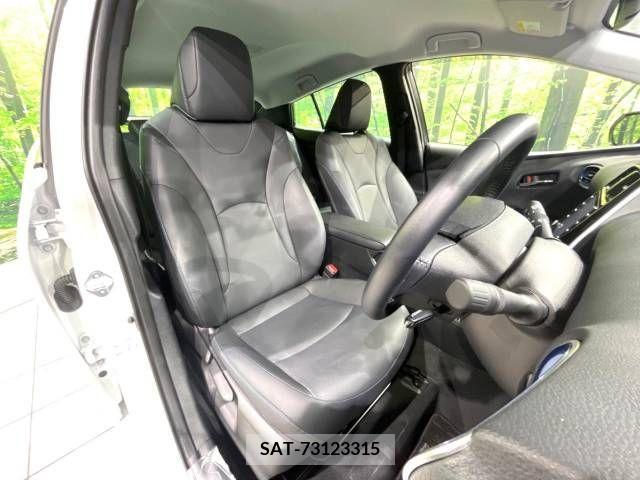 Toyota PRIUS 2021-10 366443-8
