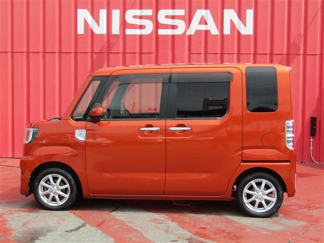 Daihatsu WAKE 2014-11 9360-23