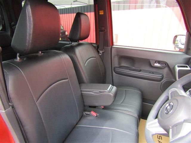 Daihatsu WAKE 2014-11 9360-16