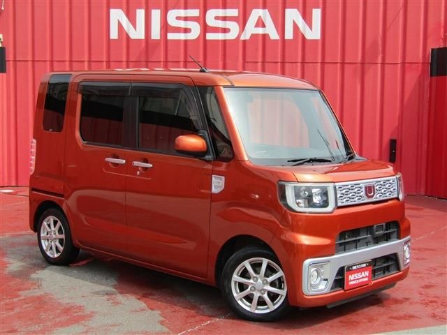 Daihatsu WAKE 2014-11 9360-0