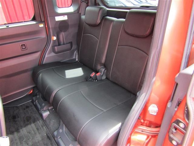 Daihatsu WAKE 2014-11 9360-6